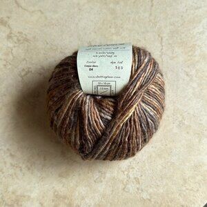 Juniper Moon Marlowe Merino Silk Skein, chunky/bulky, Destash